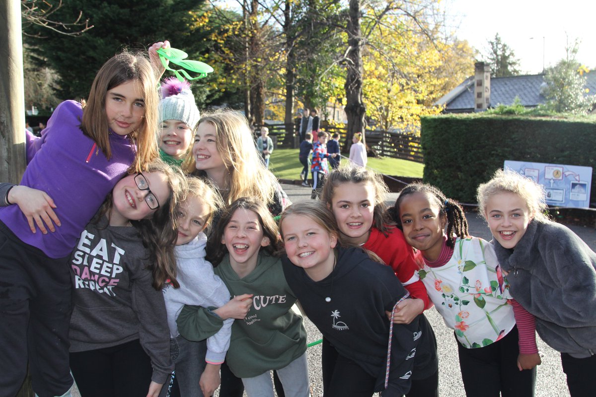 BGSBristol's tweet photo. BGS Infants and Juniors are fundraising for @BBCCiN today with a non-uniform day. Some very happy faces, although we are a little worried that Mr Preddy may have been eaten by a dinosaur! #ChildreninNeed #BGSInfants #BGSJuniors https://t.co/DFNLf5w382
