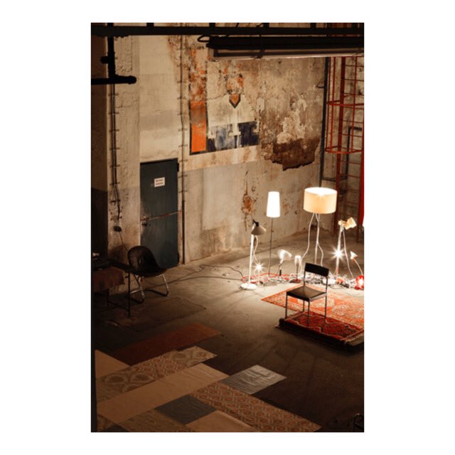 Time for a #throwback to our very first project on #kokereihansa years ago. We developed the #scenography for an #art #exhibition and performance space in this breathtaking #offlocation.
#tb #leipzigerwohnzimmer #gallery