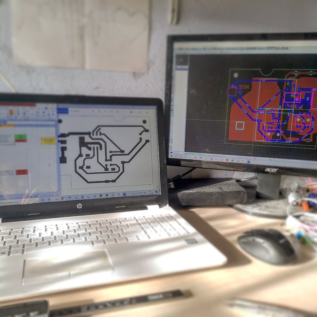deivids26's tweet photo. Hoy toca revisión de diseño y varios ajustes para que salga perfecto todo 👏💪🏼

#cncmachining #cncespaña #arduino #pcbuilds #airsoft #airsoftproject #airsoftespaña
https://t.co/I7fBU9Y4Vb https://t.co/S1d5FTsASU