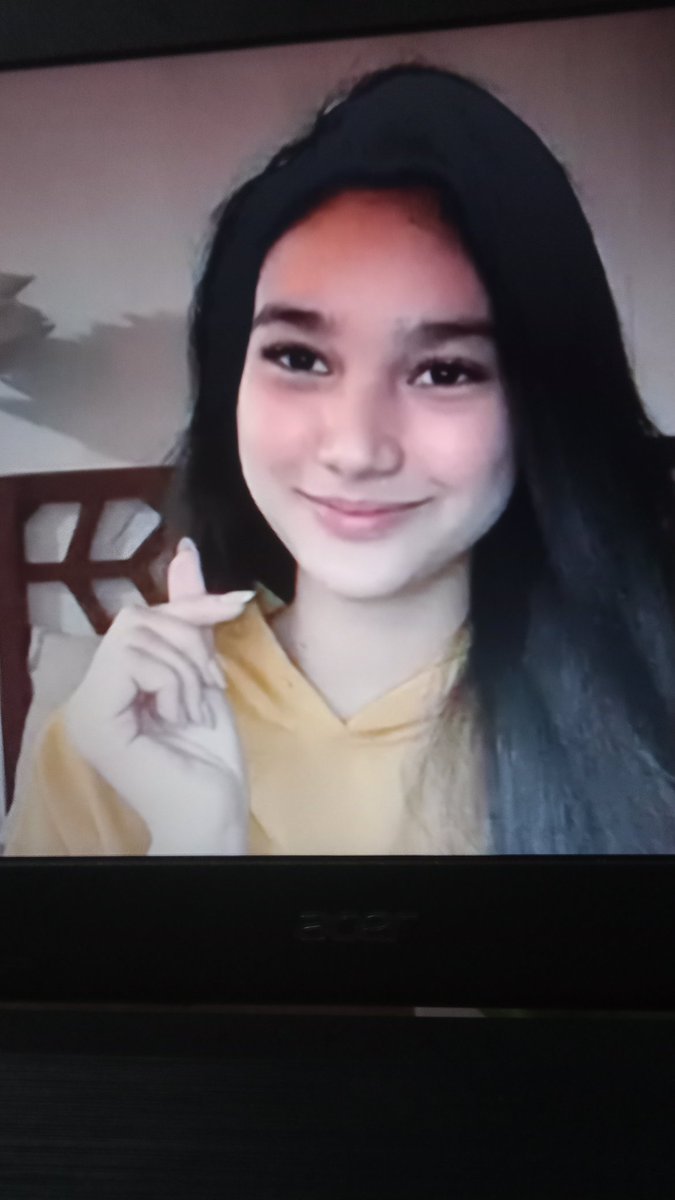 KarJonBliss's tweet photo. Habang nagpopose si Kare grabe titig ni Aljon oh hahaha

NATIONAL KARJON DAY

#KarJon @MissKareee @AljonMendoza_ https://t.co/IfcUFCna4y
