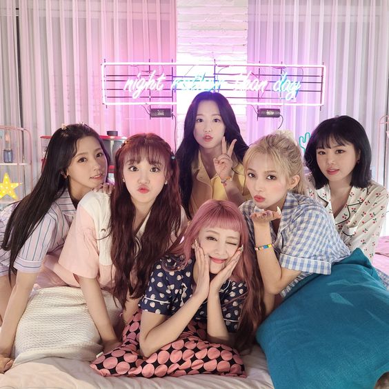 gidIeprotect's tweet photo. Hello Nevies! This is a new account dedicated to protecting idle. I hope neverlands follow the account and participate in reporting. There is a picture below where you can see how this account works. If you have any suggestions/questions, please DM us. Thank you💜#GIDLE @G_I_DLE https://t.co/vglI7vIcRb
