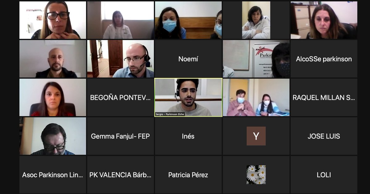 ParkinsonFEP's tweet photo. Estamos en la sesión plenaria del Encuentro de profesionales de asociaciones de #párkinson. 

Los foros de profesionales ponen en común el trabajo realizado en los últimos meses para consensuar métodos de trabajo.📋

#Graciasprofesionales #Graciasati https://t.co/A6L6MVOqjz