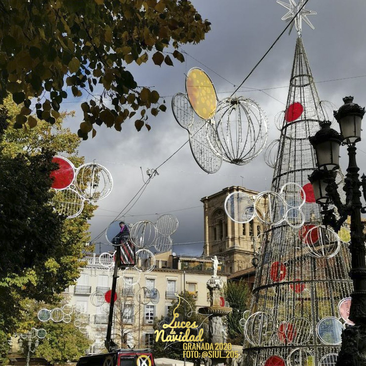 CiudadesNavidad's tweet photo. Montajes 2020
Luces de Navidad en Granada 2020-21
Navidad: 2020-2021
Fotos: @siul205 y @alvarolmn
Empresa iluminación: @ximenezgroup
#LucesDeNavidadEnTuCiudad
#LucesSi https://t.co/zPw3z9xxqO