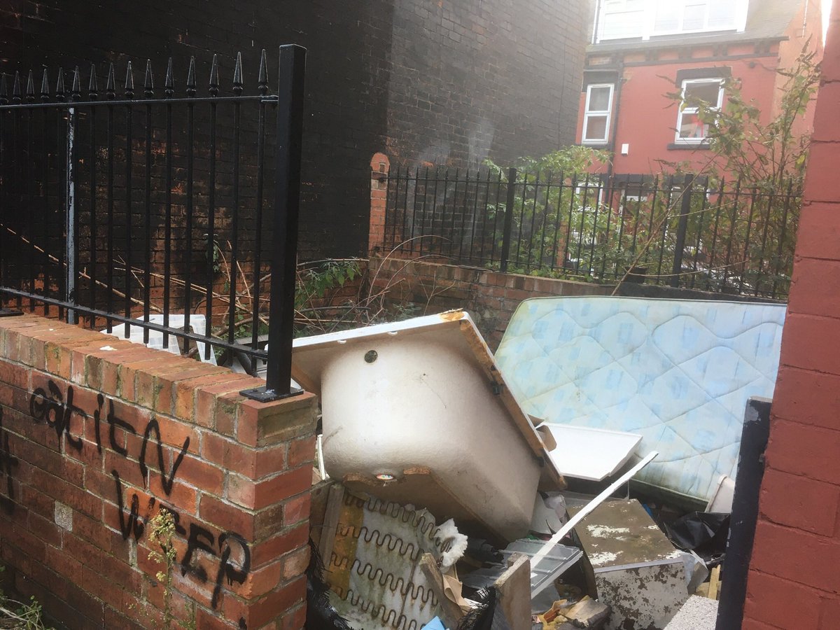 TopFlaps tweet media