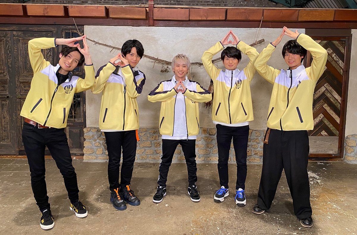 futsal_boys's tweet photo. サルボチャンネル!!!!!⚽チャレンジ！桃実高校・初生配信⚽
ご視聴ありがとうございました！🍑
見逃した方はアーカイブをご覧下さい！

YouTube Live
https://t.co/k6lUN7qegs
Periscope
https://t.co/2ev5p5YrpK

#佐久間貴生 #千葉瑞己 #浦和希 #多田啓太 #上村源
#サルボチャンネル #サルボ https://t.co/6uksQ0hZOB