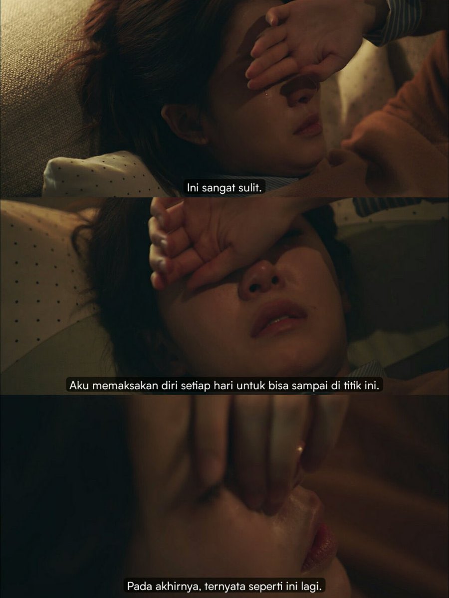 IoIipppp's tweet photo. #ItsOkayToNotBeOkay nonton ulang besok pas tugas menipis😔 https://t.co/1URh1nPOoi