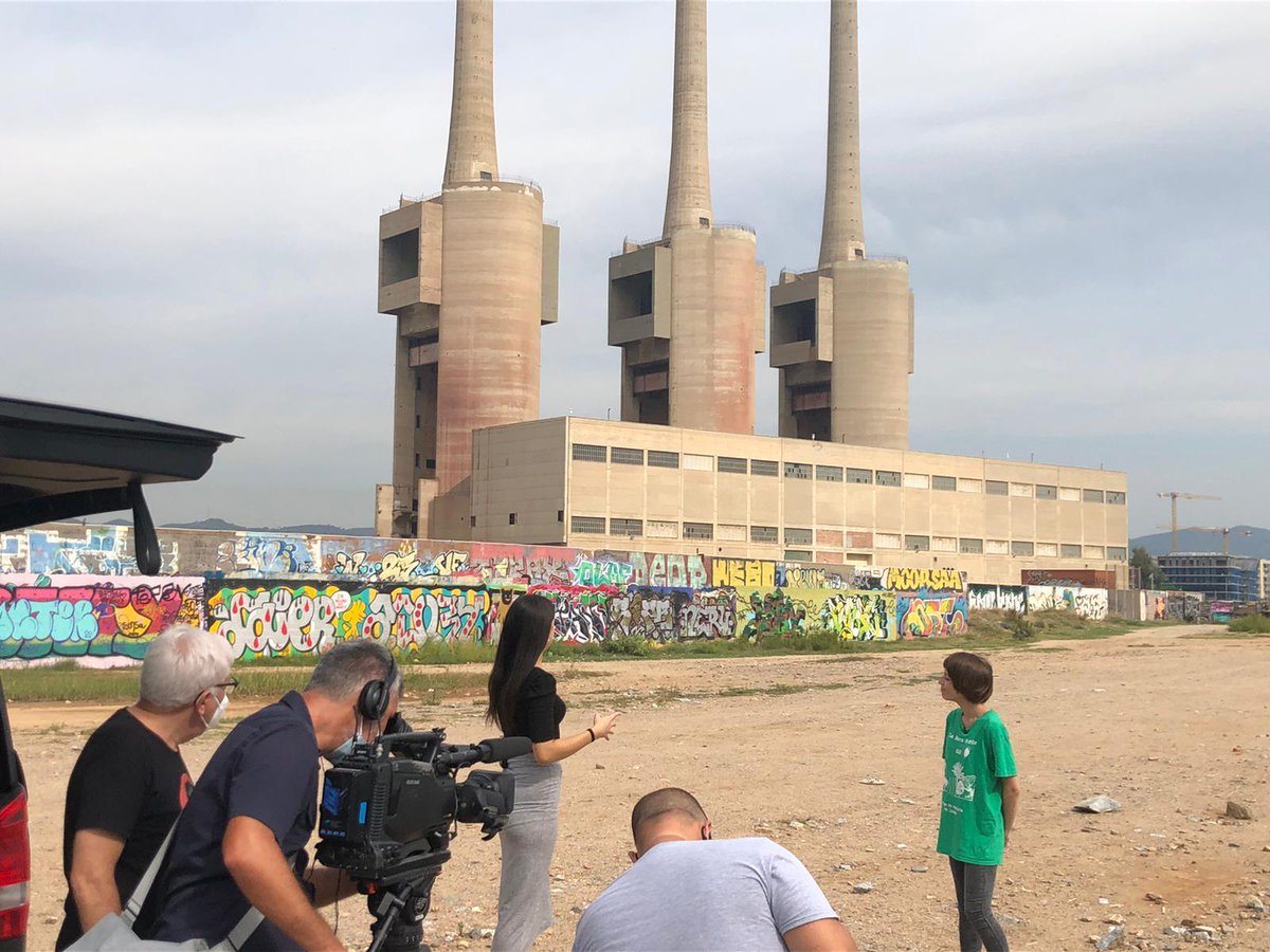 escarabajoTVE's tweet photo. ¿Qué sabemos de la contaminación del #suelo y de sus consecuencias? La industrialización del siglo XX dejó una huella que aún permanece en pueblos y ciudades. "Suelos con memoria" 20/nov ⏰18:35 📺@la2_tve
@LaMareaVerdeSAB
@residuscat
#litoclean
@AjSantAdria
#JLDomingoRoig #URV https://t.co/0W0avIQ9N2