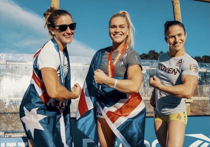 #flexfriday! And who better to do it with than these 2 amazing ladies! 

It was such an honor to share the podium with them at the @crossfitgames!