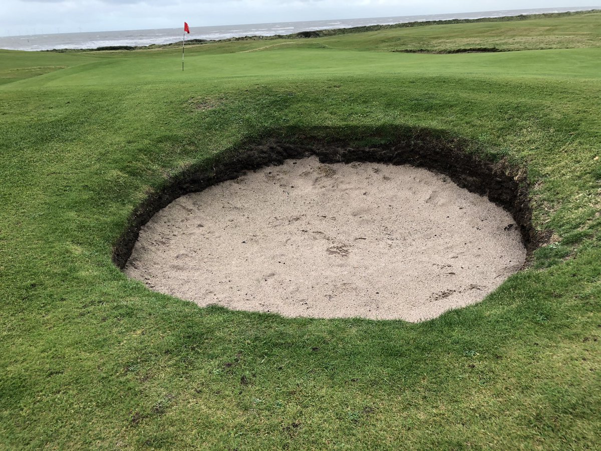 FGCgreenkeepers's tweet photo. 3rd Hole- back right green side bunker👇🏽 

Before &amp; mid way photo then completion one will come Monday👌 https://t.co/osIJGv1EpJ