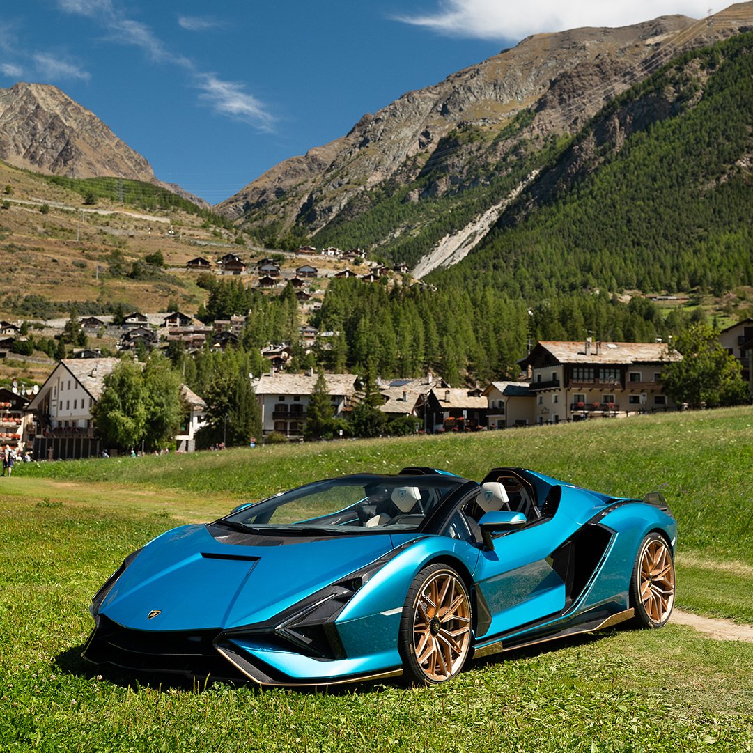 Lamborghini's tweet photo. Innovation living together with nature and history in a magic way. Photographer @FulvioBugani and our Sián Roadster created this enchantment in the wonderful Italian region of #ValledAosta.

Discover more: https://t.co/QcepjL2iH4

#Lamborghini #SianRoadster #WithItalyForItaly https://t.co/IMtQxhQbmy