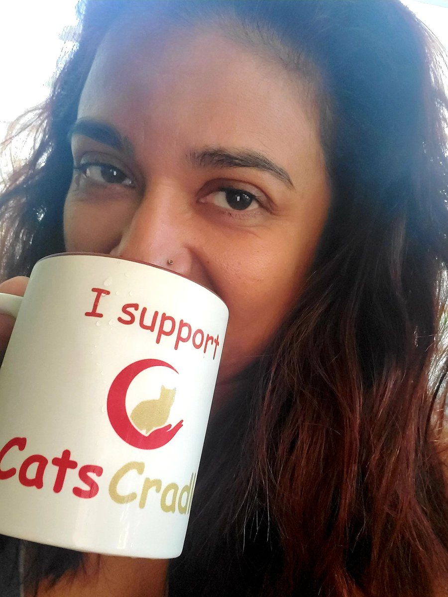billsfanmonica's tweet photo. Anyone else drink their oj outta a mug? 🤔🤷🏽‍♀️  #thatsthegoodstuff https://t.co/Vt5GcXXhHz