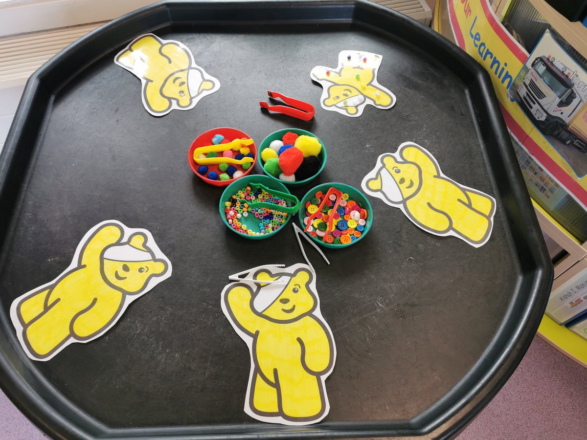 olive_bburn's tweet photo. Pudsey mania!! Lots of activities being carried out to support and raise awareness of @BBCCiN
#WeAreStar
#ChildrenInNeed
#Pudsey https://t.co/hbNSG746wK