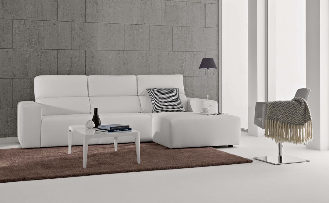 Intenseonline's tweet image. Sofá branco com chaiselong com opção de outros revestimentos
White sofa with chaiselong with option of other coverings
 
OYKOT
intense-mobiliario.com/pt/sofas/21803…

#Sofás
#sofásmodernos
#sofáscomchaise
#sofáscomdesign