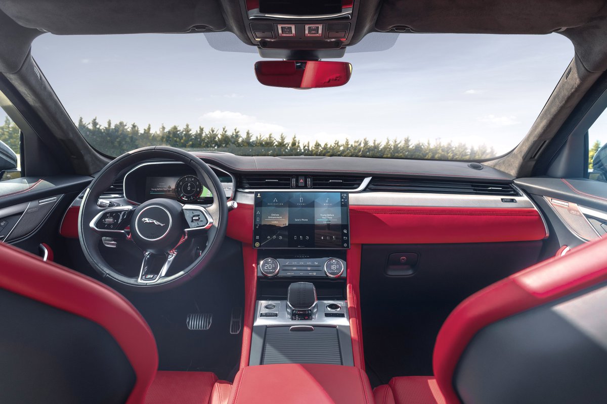 NickRogersJLR's tweet photo. Incredible recognition for our new Pivi Pro #infotainment system, selected by @autobestEU to receive the SMARTBEST 2020 award for best #connected tech in the industry. A real honour, and a testament to the hard work and dedication of the @JLR_News family.
https://t.co/X4wJwo9hZs https://t.co/4KrHi3EhnC