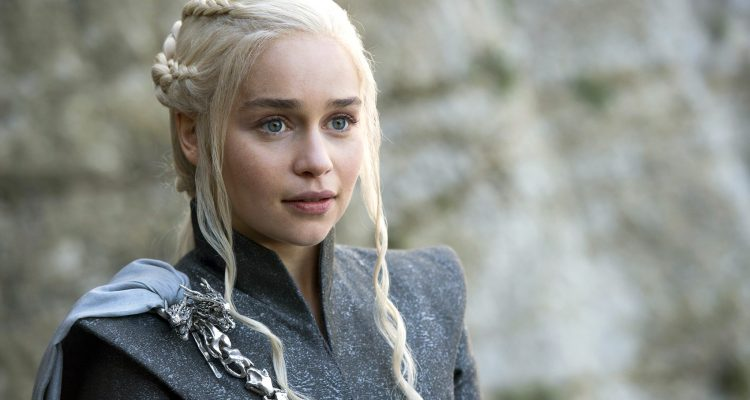LuckyWinSlots's tweet photo. GAME OF THRONES™❄️❄️❄️
With so much time on our hands, we're all going back to the start of game of thrones. Play the official game for free or to win real money at https://t.co/AsZGSF1GCE

#GameOfThrones #HBO #winteriscoming #Throwback #playnow #wincash https://t.co/G7uzz0HrWD