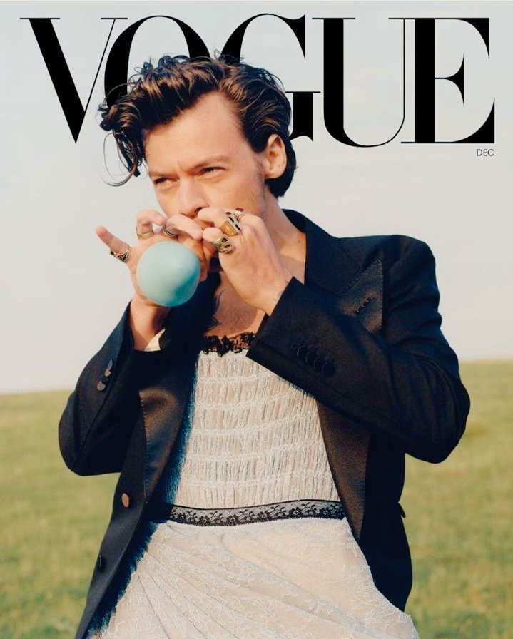~ABRO HILO DE LAS FOTOS DE HARRY STYLES EN LA REVISTA VOGUE~