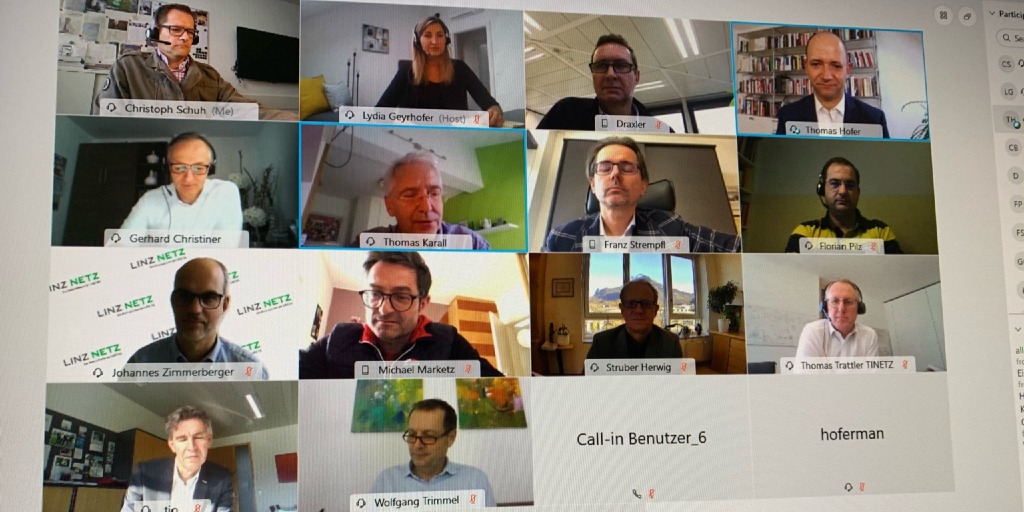 apg_at's tweet photo. Unser jährliches #Netzpartnertreffen findet virtuell statt. Dabei sind #WienerNetze #NetzNoe #NetzBurgenland #NetzOOe #LinzNetz #ENetzeSteiermark #KaerntenNetz #SalzburgNetz #Tinetz #VorarlbergNetz. Sichere #Stromversorgung vom Boden- bis zum Neusiedlersee! #Versorgungssicherheit https://t.co/0LcrA1WJaT
