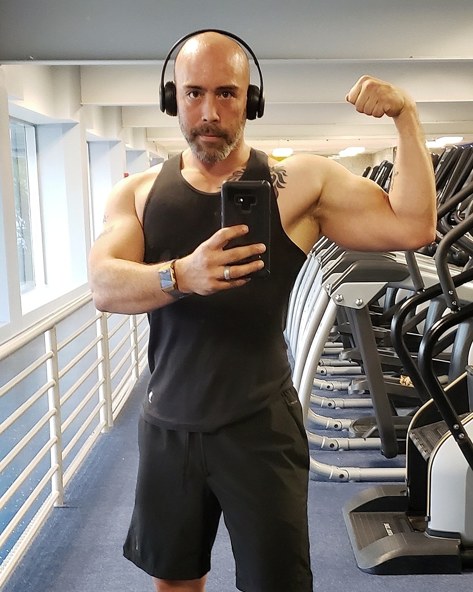 cdyer32's tweet photo. Not bad for turning 39 today. We all have a choice , what's yours? #fitness #FitnessMotivation #39Today #TampaBay #tampa #Florida https://t.co/YYDWFQqFFp