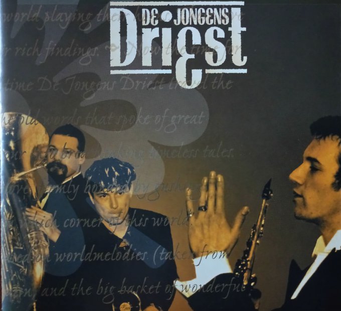 EmtQ08AXcAcAS38?format=jpg&name=small