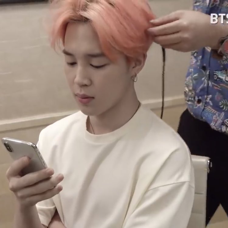 missing his pink bubblegum hair