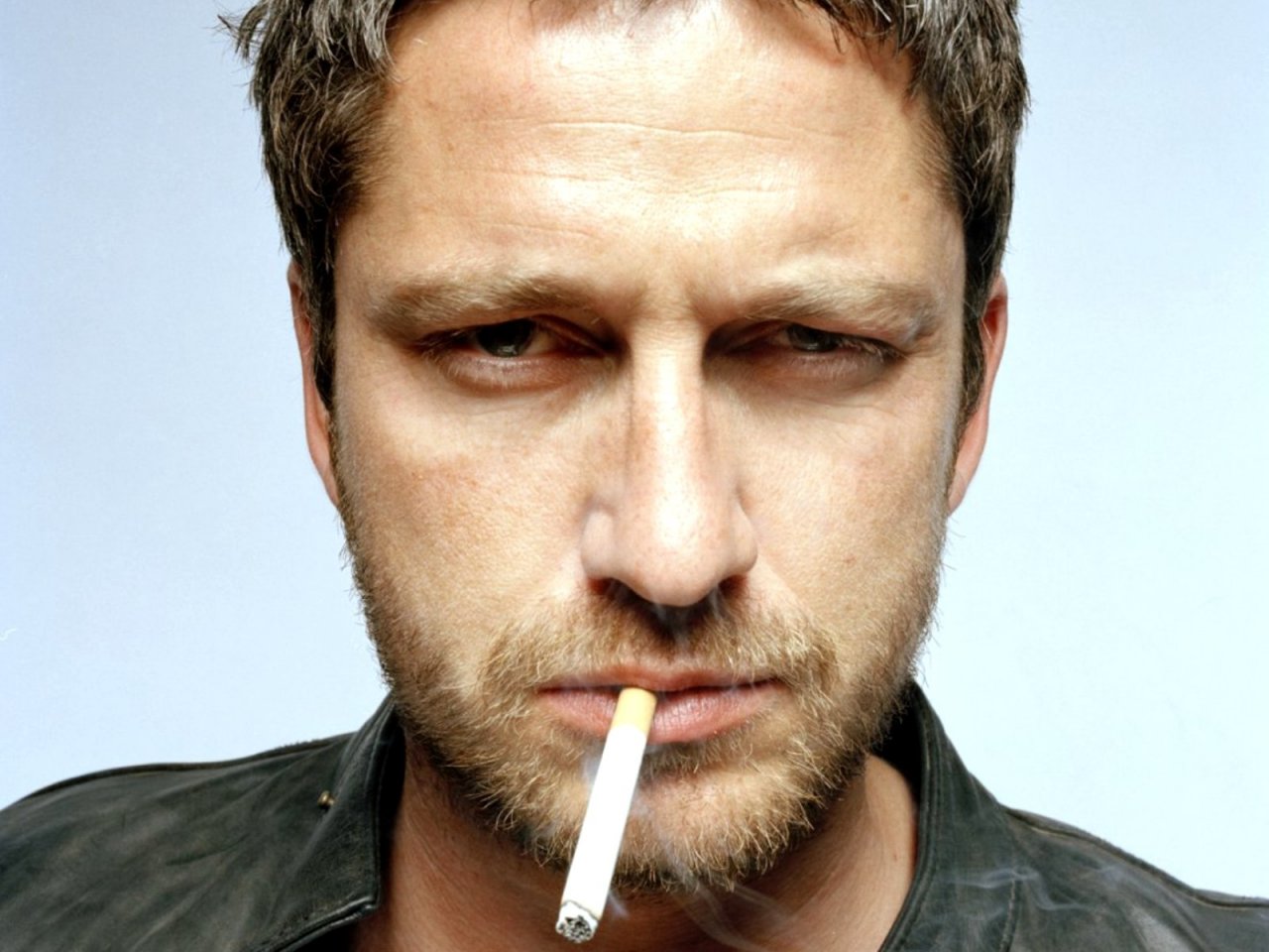 Happy 51st Birthday to 
 GERARD BUTLER 