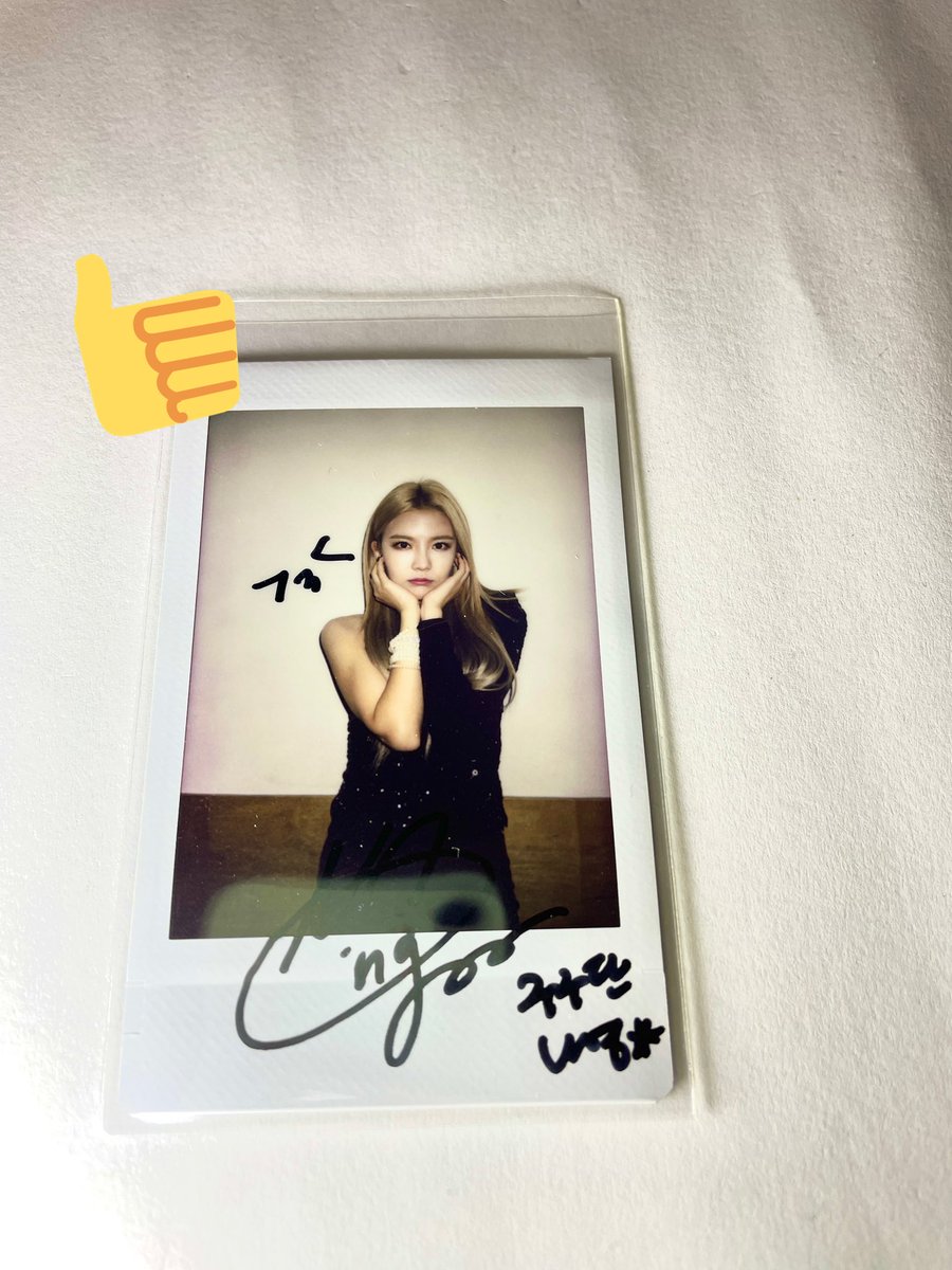chieon098's tweet photo. ナヨン来た〜🥰
運営さまありがとう���
会いてーなチクショウ😖😖 https://t.co/kWkVPSm5Zg