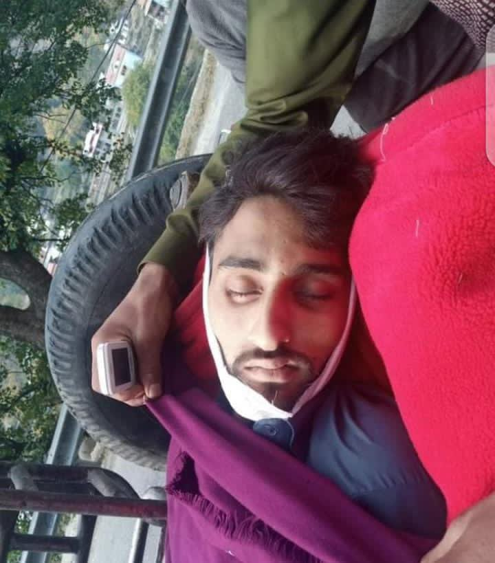 Jana_Shah's tweet photo. These civilians killed & injured in #IndianArmy unprovoked ceasefire violation in #NeelumValley, #Leepa, #Samhani sectors #AzadKashmir. 5killed including a kid
India is even hitting health centers schools using 120mm @UN observers visited shelled areas
@hrw
@OIC_OCI
@AJEnglish https://t.co/atUXNU6x3s