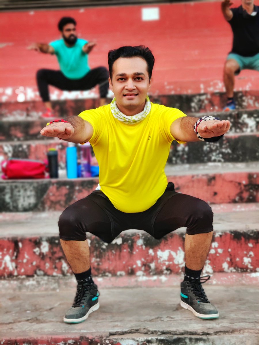AnchorJayesh's tweet image. धन प्राप्ति के लिए विद्या, विनय और स्वास्थ्य का होना अत्यंत आवश्यक है ।
आप सभी को धनतेरस की अनेकों शुभकामनाएं। 
ईश्वर आपको सुख, शांति, संपत्ति और स्वास्थ्य प्रदान करें ।

#Dhanteras2020
#healthiswealth