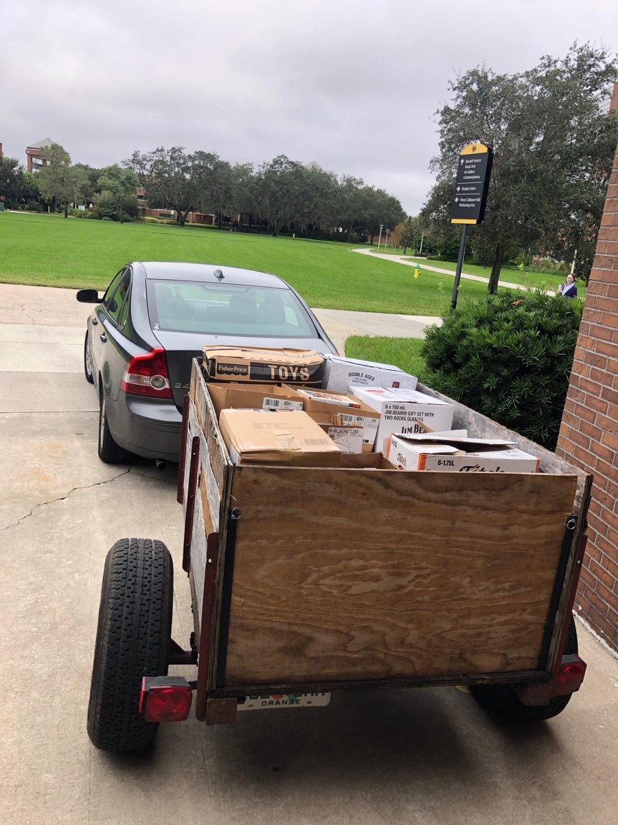 Watson74K's tweet photo. Getting some books ready for the Library at Polk CI. #highered https://t.co/xyZS1toOfr