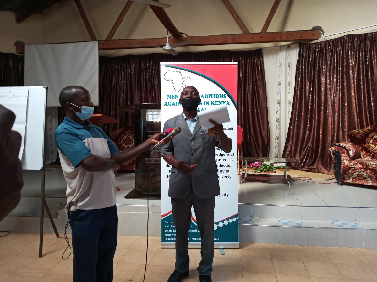 men_traditions's tweet photo. Teenage Pregnancy and HIV awareness campaign is on and going.
Our first outreach happened on 12th Nov 2020 through a live radio event in Mumias East Sub-County.
stakeholders proved that team work is key in fighting teen pregnancies.
 share your support 
https://t.co/mDBcyQVsuO https://t.co/BEWicBkuCs