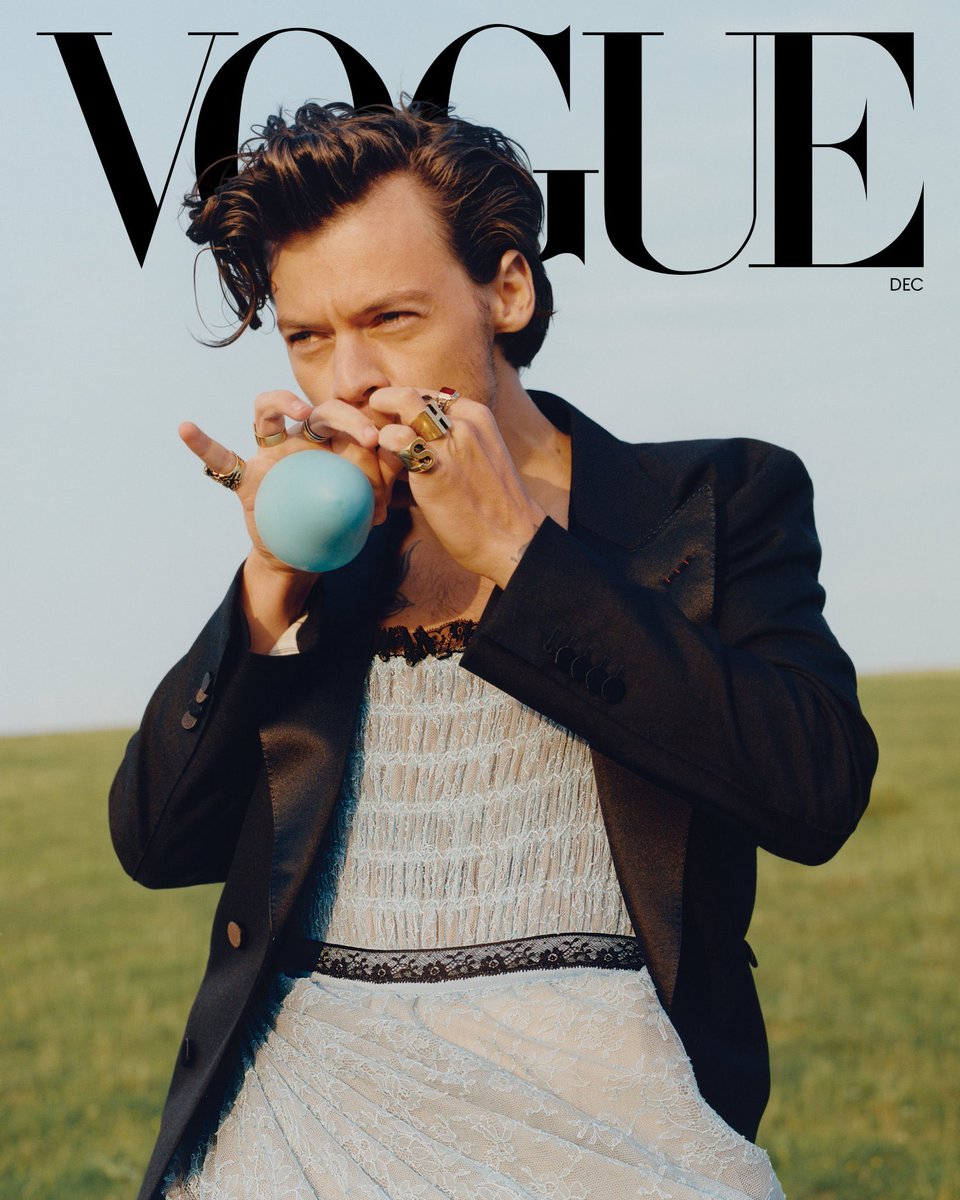 Harry Styles, first solo male Vogue cover in history. https://t.co/lUzGMvfrEX