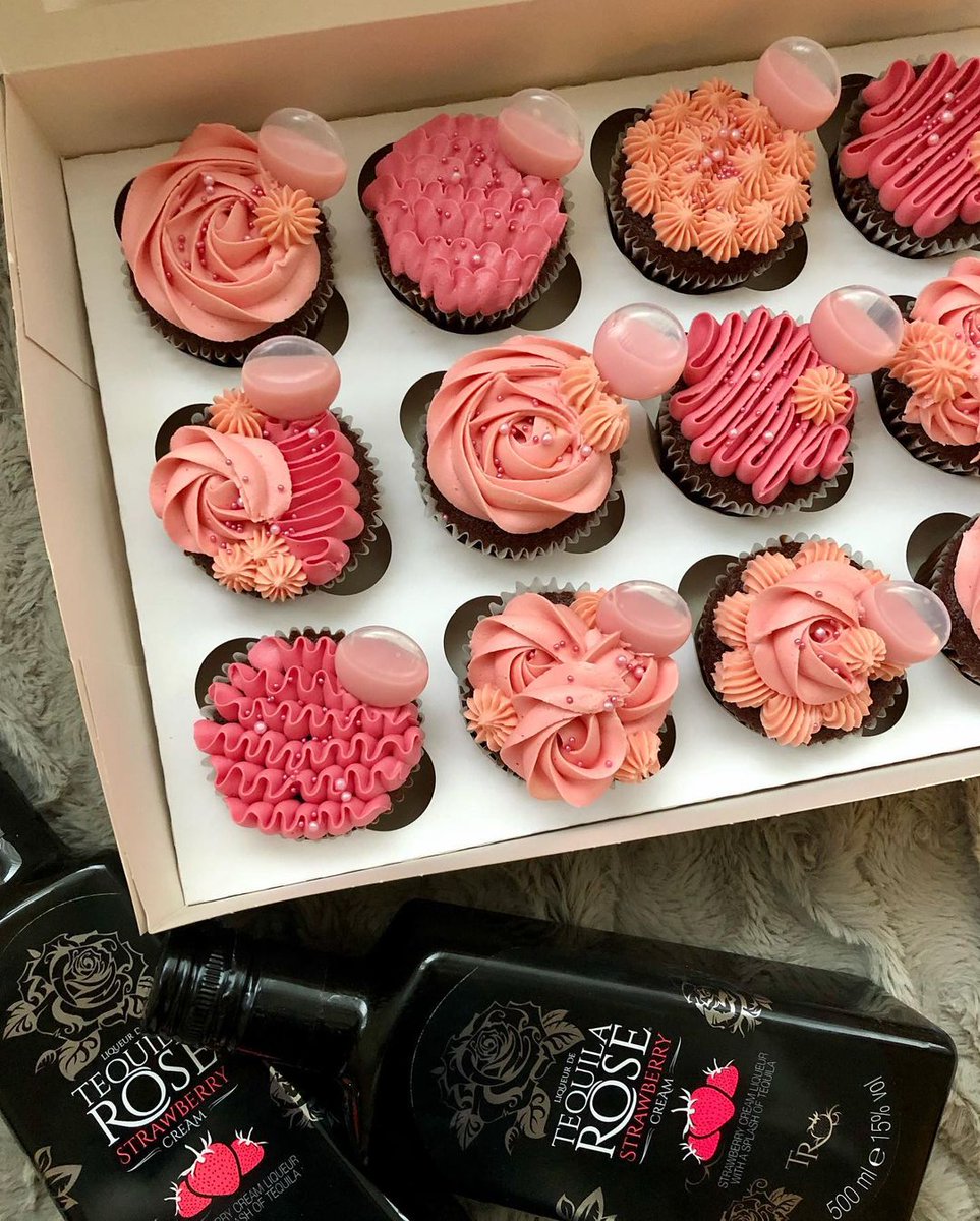 democracyagency's tweet photo. It's been a big week at the agency, here are a few of our wins...

💪 Bagged our first piece of coverage for new client @neubria 🗞

💦 Got Intu Evolution Taps into The Times 👀

🥧 Hosted the Fray Bentos virtual pub quiz 🍻

🧁Issued some more mouth-watering boozy bakes 🍓 https://t.co/hGD9VoBKAU