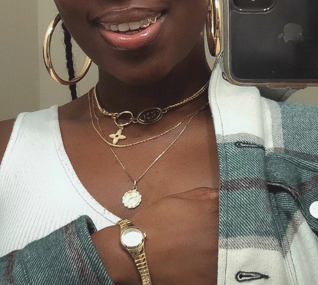 black women with gold in their smiles appreciation tweet 