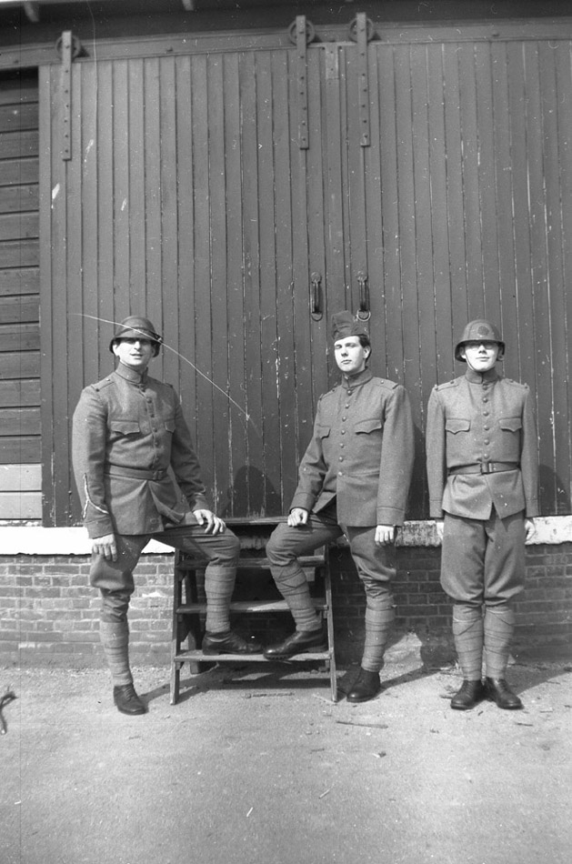Dutch soldiers, 1939
