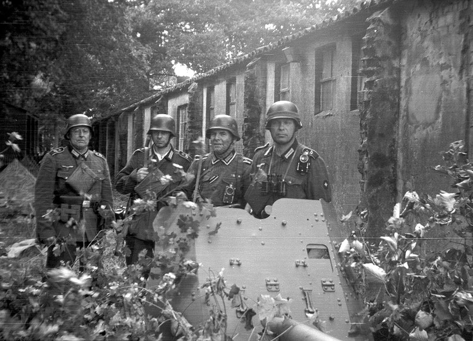 German soldiers during the invasion of Bedfordshire.