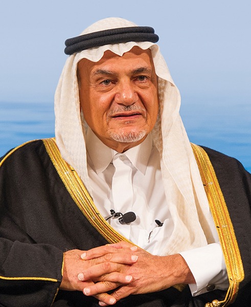 rsan_sa's tweet photo. الأمير تركي الفيصل يفتتح “حوارات المملكة الثالث” بمركز الملك عبدالعزيز - https://t.co/jhSpGz9YMC https://t.co/oF1QW7zCV9