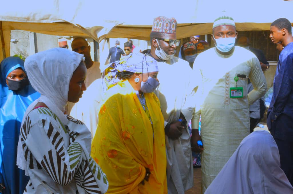 HonKwari's tweet photo. Yesterday!
Acting Governor Kaduna State Her Excellency Dr Hadiza Sabuwa Balarabe, Senior Special Adviser Human Capital Development, Hon Sagir Balarabe Musa, Special Assistant Human Capital Development, Hon Nazifi Suleiman Abdu Kwari, And Other Government Official, https://t.co/fBBENTWK3g