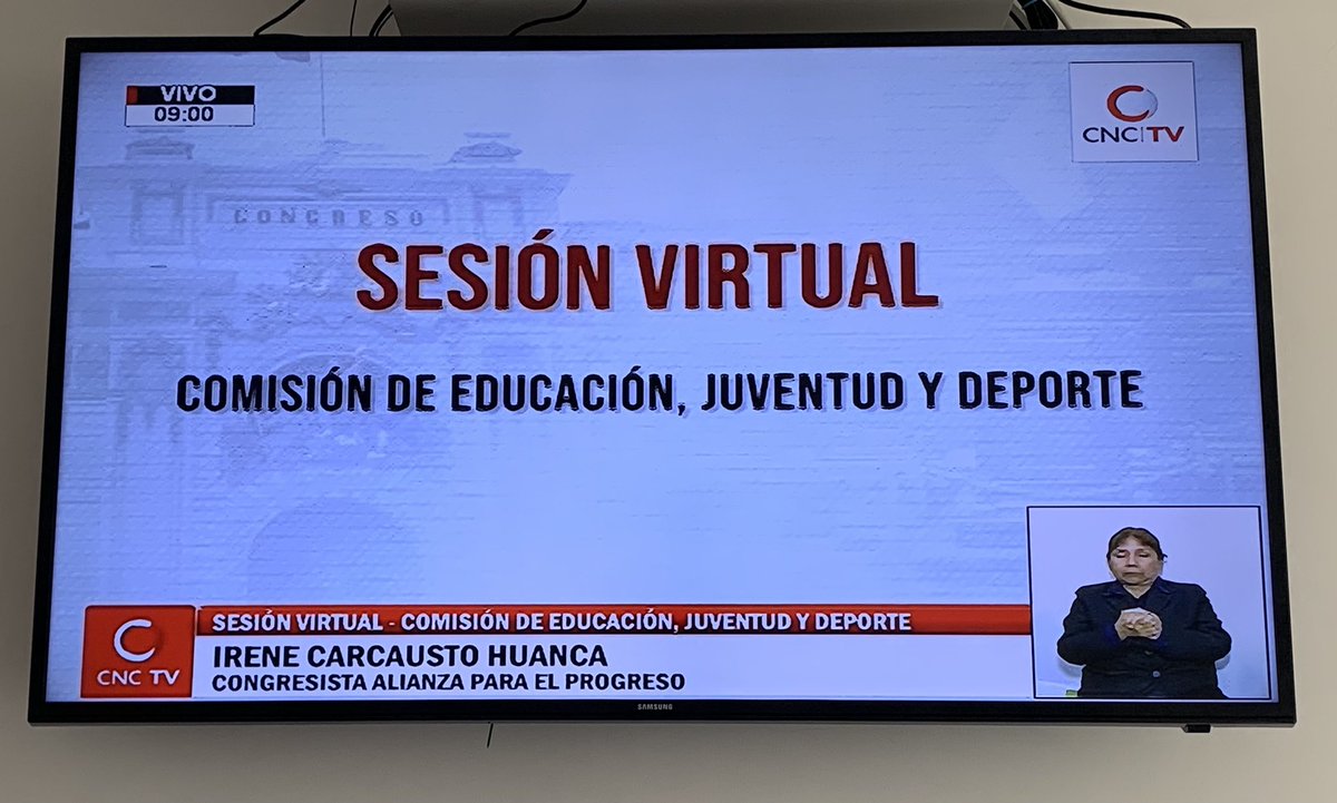 La sesión donde se está debatiendo la ley universitaria inició a las 8:00 am. Se especuló que se iba a desarrollar a la misma hora del partido, pero no fue así. Pueden sintonizarla por Movistar (550), 56 Claro o por Facebook del congreso. ¡No bajemos la guardia!