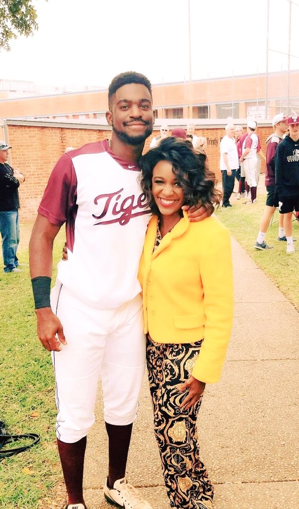 DrJacquieBaly's tweet photo. Happy Happy Birthday to my Firstborn #PerfectSonNo1 @itsrafe9.
He truly is handsome, smart, a scholar-athlete, witty, kind, generous, strong in his faith and a blessing.
#ScholarAthlete
#BaseballStud
#BaseballLife
#BaseballMom
#BirthdayBoy
#MySonIsMyTwin https://t.co/cWYLvRMfb0