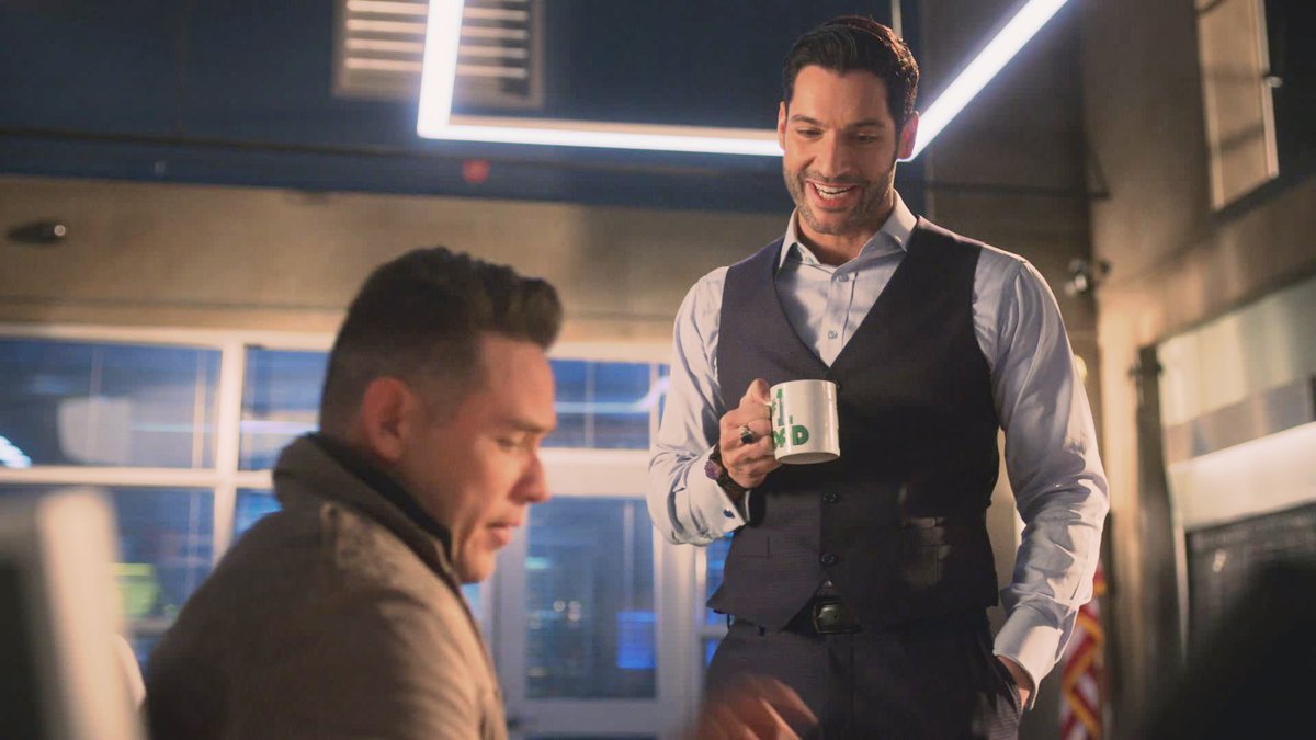 505 "Detective Amenadiel"