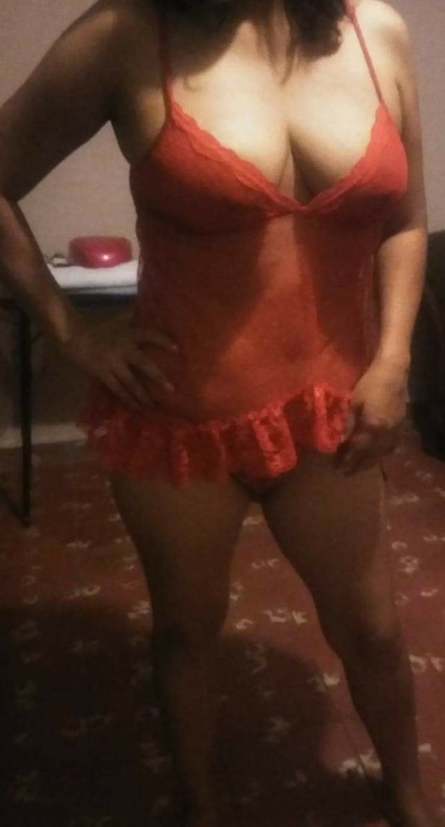 SODOMACLUBSW's tweet photo. Buenos dias y #HoyesViernesnes y la srita #fogosa lo sabe buen dia grupo https://t.co/mxNMp1Opzv