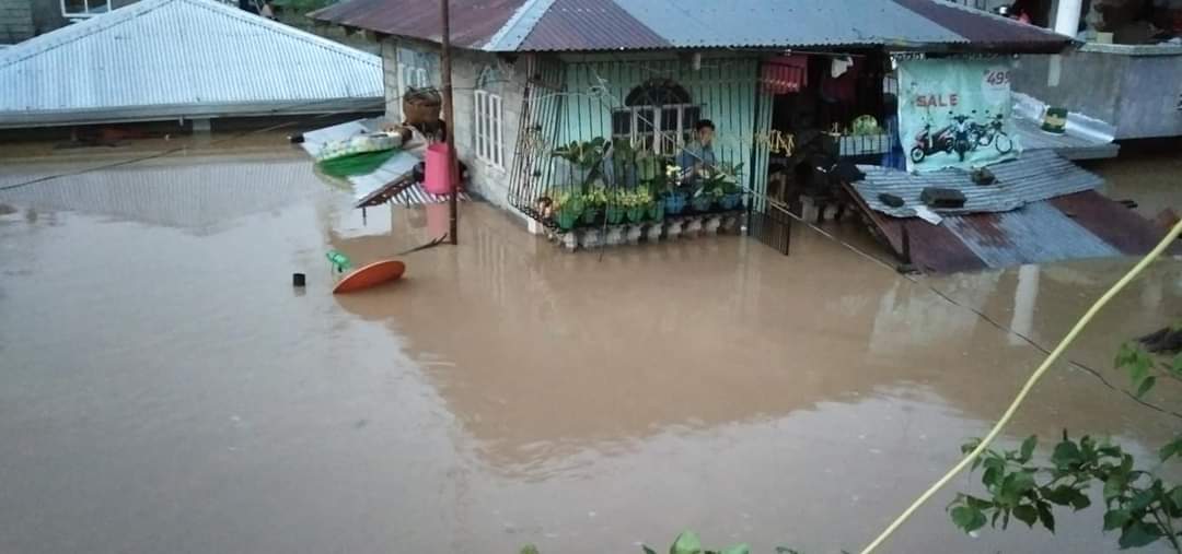 themariansmu's tweet photo. #UlyssesPH | 𝗜𝗦𝗔𝗕𝗘𝗟𝗔

Carabatan Punta, Cauayan City, Isabela 
15 hours ago 

Photos: Reymond Legaspi

@ABSCBNNews @ANCALERTS @cnnphilippines @inquirerdotnet @rapplerdotcom 
@manilabulletin @PhilstarNews @gmanews https://t.co/3Uz4l6Bo5n