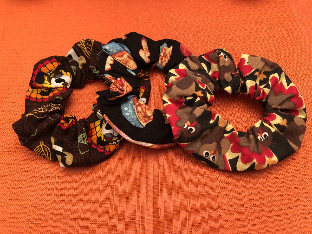 KoiCreations's tweet photo. Thanksgiving is less than two weeks away! Make sure you are prepared with everything you need! Link in bio. #etsy #etsystore #Thanksgiving #Thanksgiving2020 #scrunchies #hairbows #forsale https://t.co/ZCY2jwIbFM