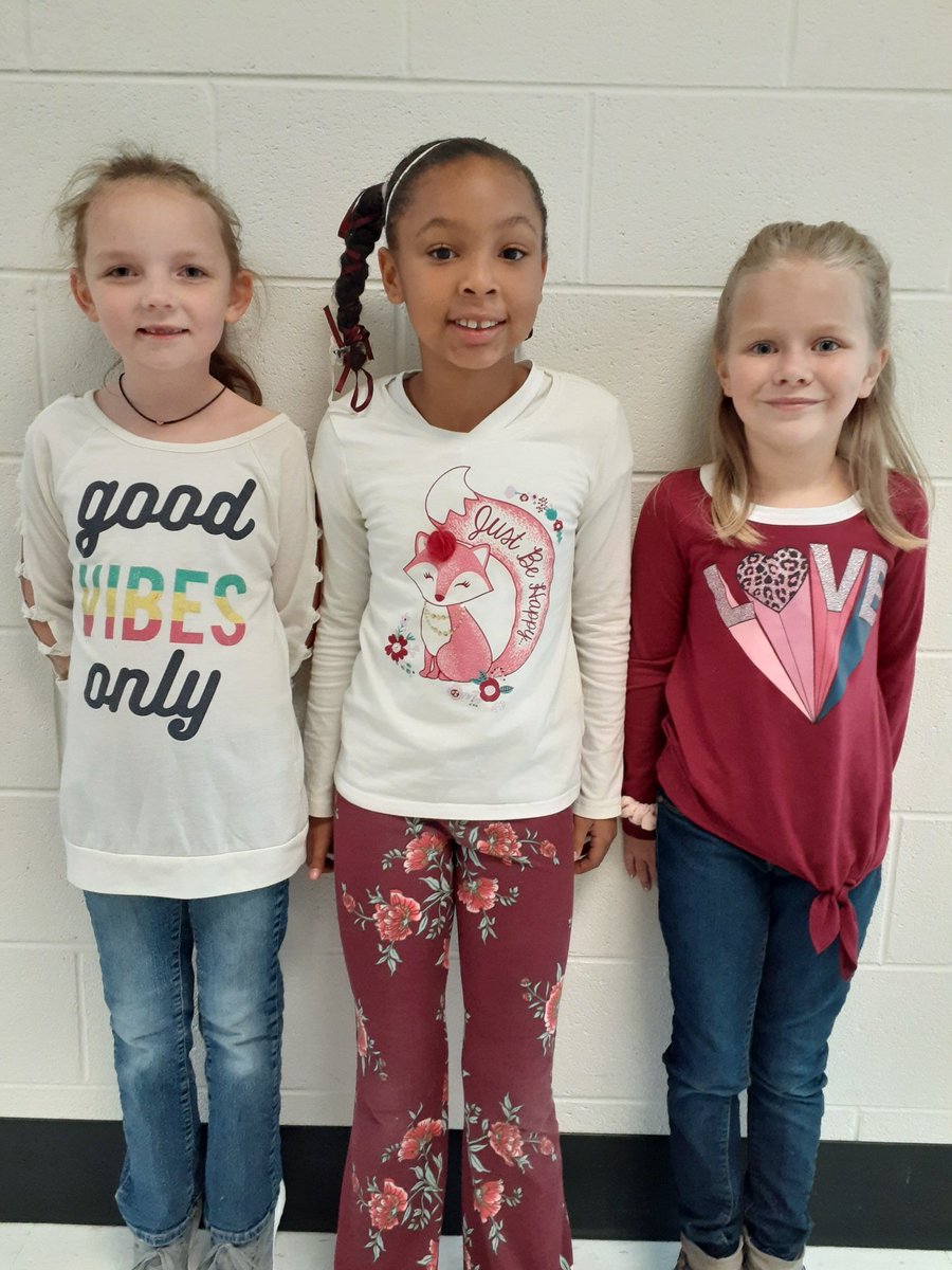 Celebrating World Kindness Day <a href="/EastLincolnEle1/">East Lincoln Elementary Art</a> <a href="/ELincolnMusic/">East Lincoln Elementary Music</a> <a href="/TCSPublic/">TullahomaCitySchools</a> at EastLincoln with good vibes, happiness and love!