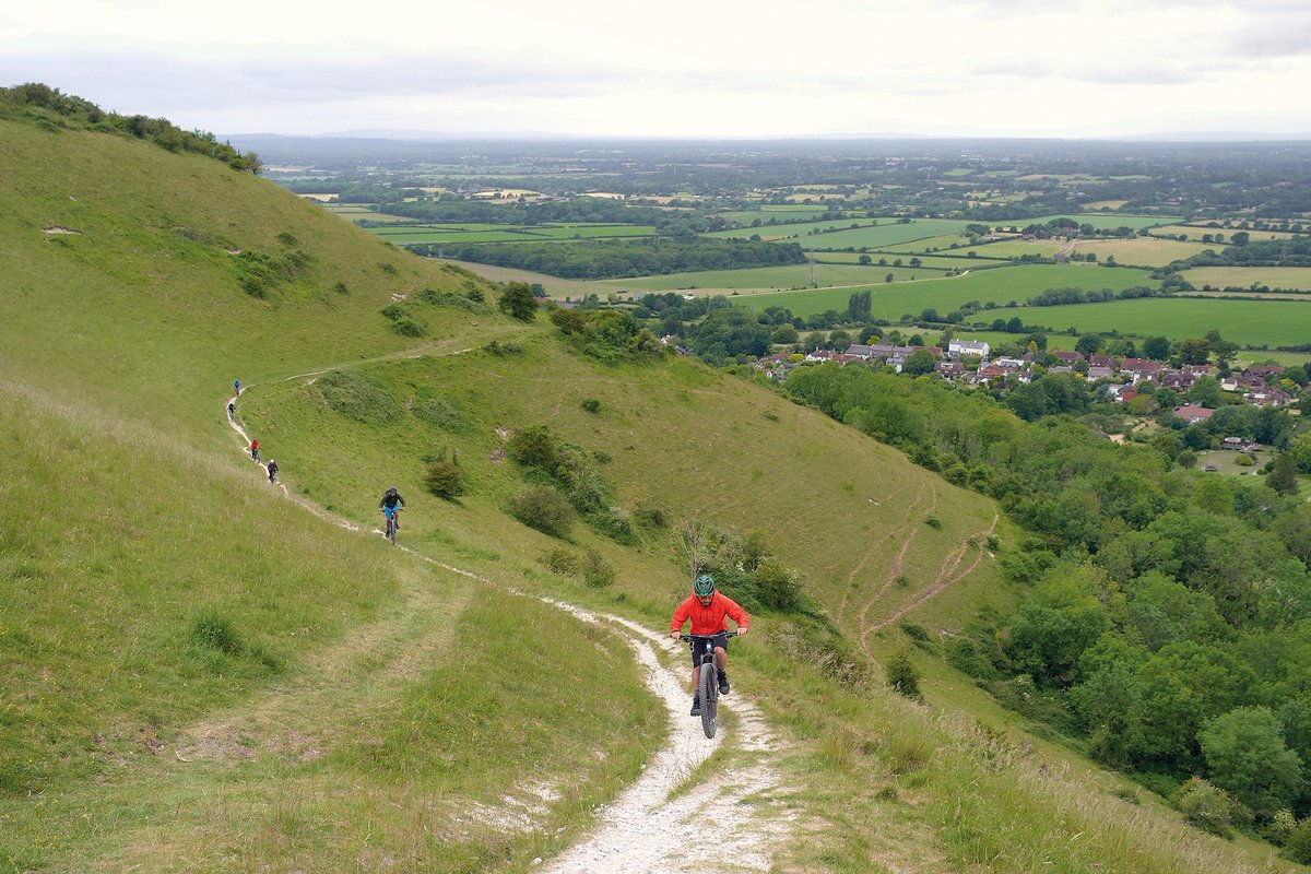 Our sister title Cycling Electric took six people of varying ability levels to the South Downs on e-bikes. The result was ear-to-ear grins all round cyclist.co.uk/in-depth/8917/…