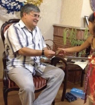 1-His name is Judge Tardost. He bragged about having signed the execution orders of more than 800 Iranians. His children live in Germany. While ordinary Iranians can hardly obtain a visa for Germany, regime officials like him seem to have no problem. This is not the first time