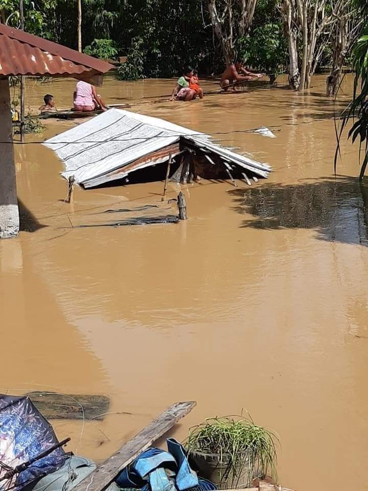 Vtaeful_KTH's tweet photo. Now calling for donors and donations in order to provide relief goods for those who are affected by the typhoon Ulysses in CAGAYAN VALLEY. 

For those who wants to help them PM us. 🙏🙏 Thank You in advance and God Bless!! 🙏
#CagayanNeedsHelp 
#CagayanValleyNeedsHelp https://t.co/0AIsCznxiO