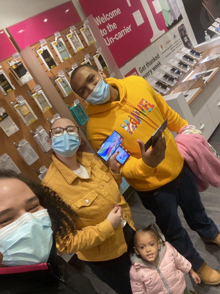 Alexander Beam from Arch Telecom sold a #LGWING BOGO, earned $50 from T-Mobile and Lunch on LG. Thanks for your support. <a href="/AlexGhai/">Alex Ghai</a> 
<a href="/TyTykim001/">TY Kim</a> 
<a href="/suehyun_chung/">Suehyun Johan Chung</a>