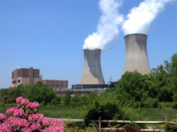 NucSafetyUCS's tweet photo. The @NRCgov reports that Vogtle-2 in #Georgia automatically scrammed from full power yesterday due to a turbine trip, and Limerick-1 in #Pennsylvania automatically scrammed this morning from full power due to spurious closure of a main steam isolation valve. https://t.co/iNBL5Ajf8h