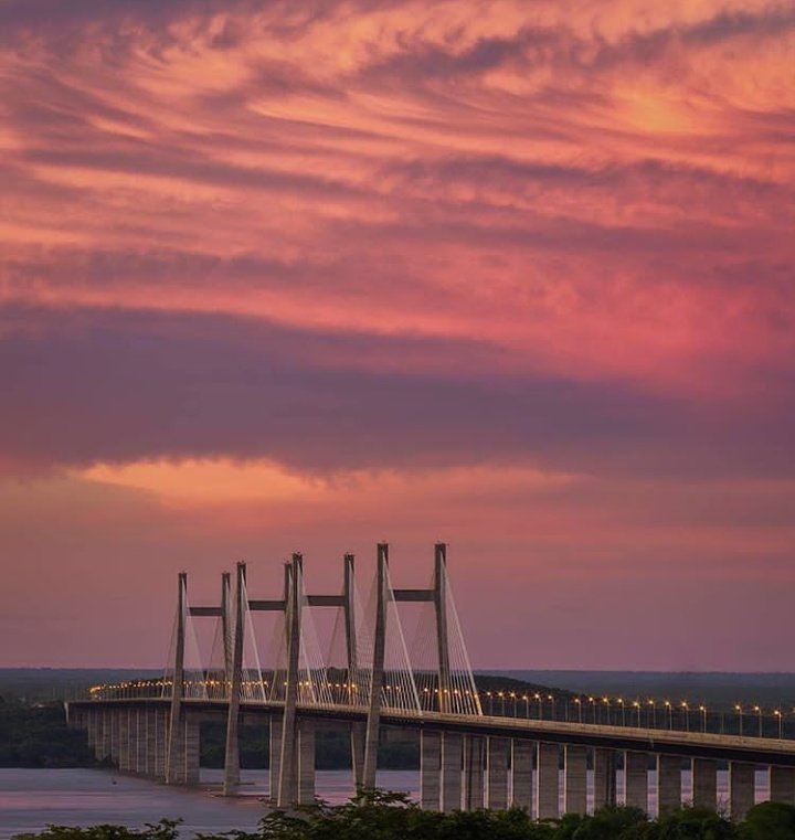 VenezuelaLinea's tweet photo. Estas son nuestras fotografías favoritas del Puente Orinoquia en Puerto Ordaz. ¿Te gustan? 

📸 Guillermo Aponte / Cristian Betelli https://t.co/azWV7uASdM